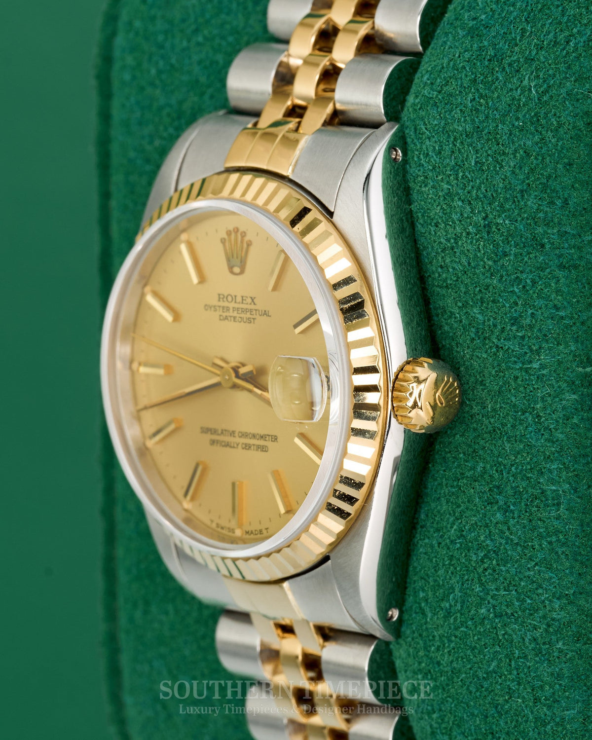 31mm Rolex Datejust with Champagne Stick Dial in 18kt Yellow Gold and Stainless on Jubilee (Ref: 68273)(Year: 1984) (Q252920)