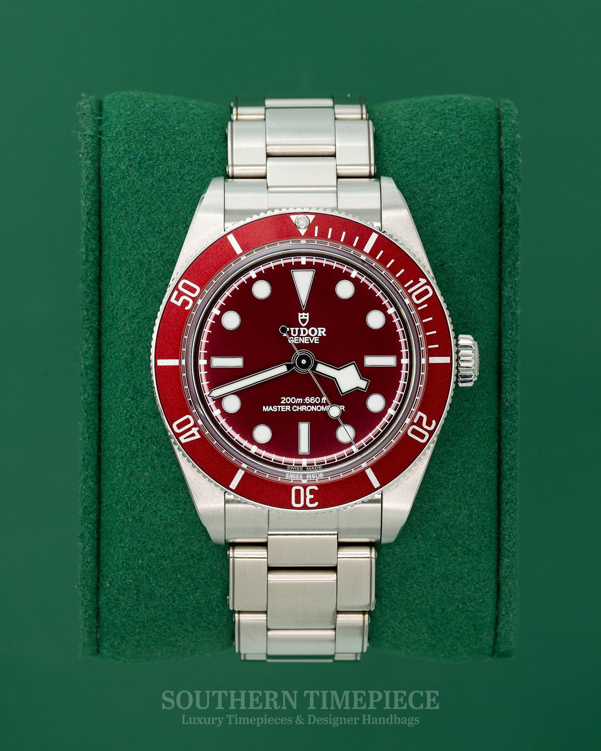39mm Tudor Black Bay 58 Burgundy in Stainless Steel on Oyster Bracelet (Ref: 7939A1A0RU)(Year: 2025)(Box & Papers)