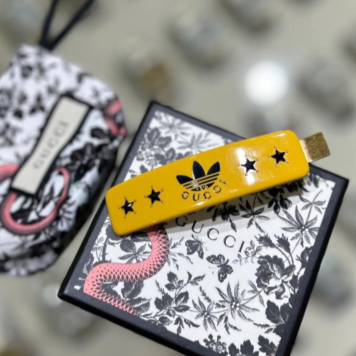 Gucci x Adidas Embellished Logo Hair Clip - Yellow