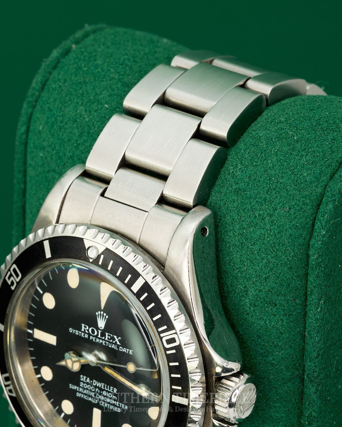 40mm Vintage Rolex Sea-Dweller "Great White" in Stainless Steel on Oyster (Ref: 1665)(Year: 1978)(Watch Only)