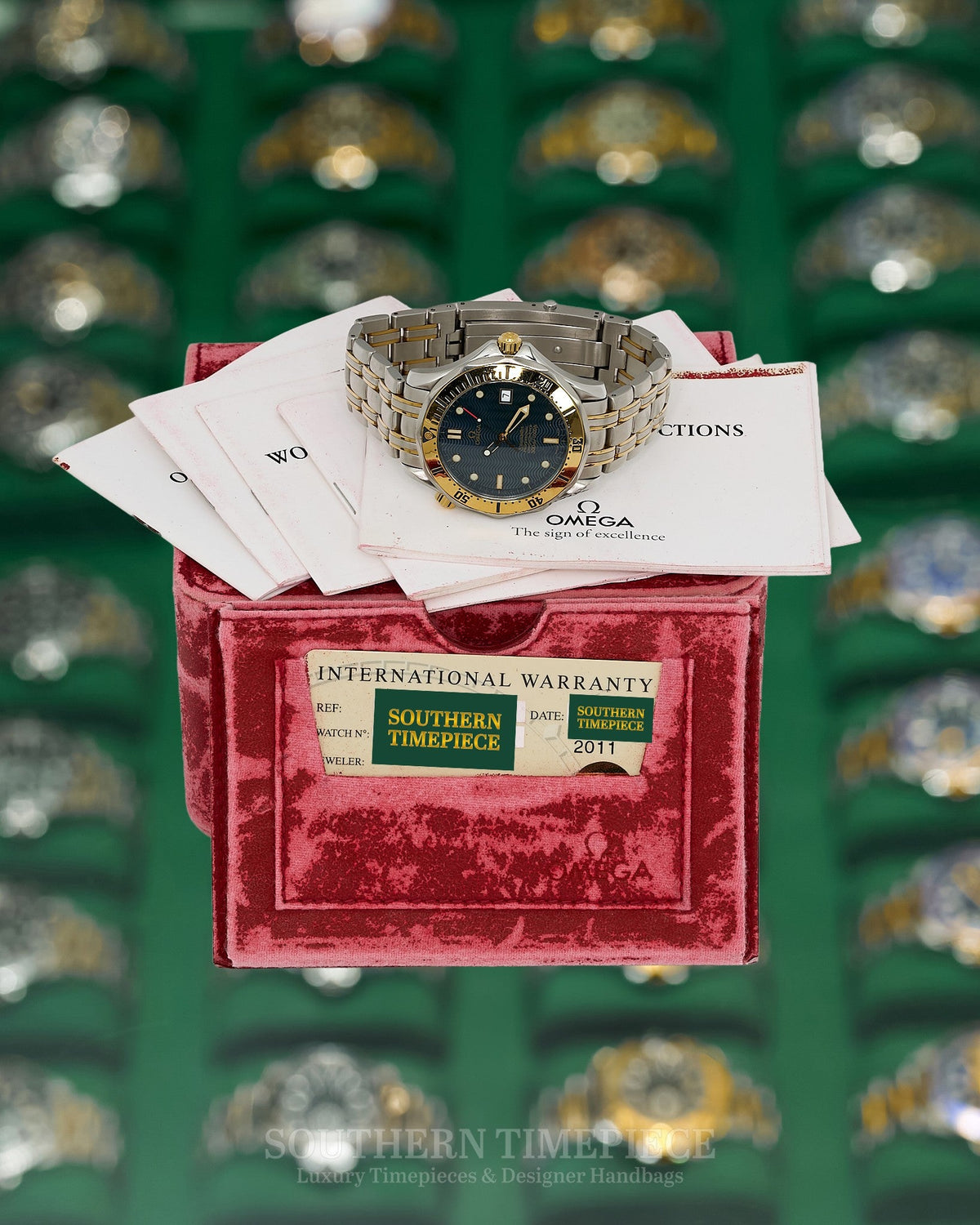 39.3mm Omega Seamaster with Blue Dial in Yellow Gold and Stainless on Bracelet (Ref: 2332.80)(Year: 1997)(Box & Papers)