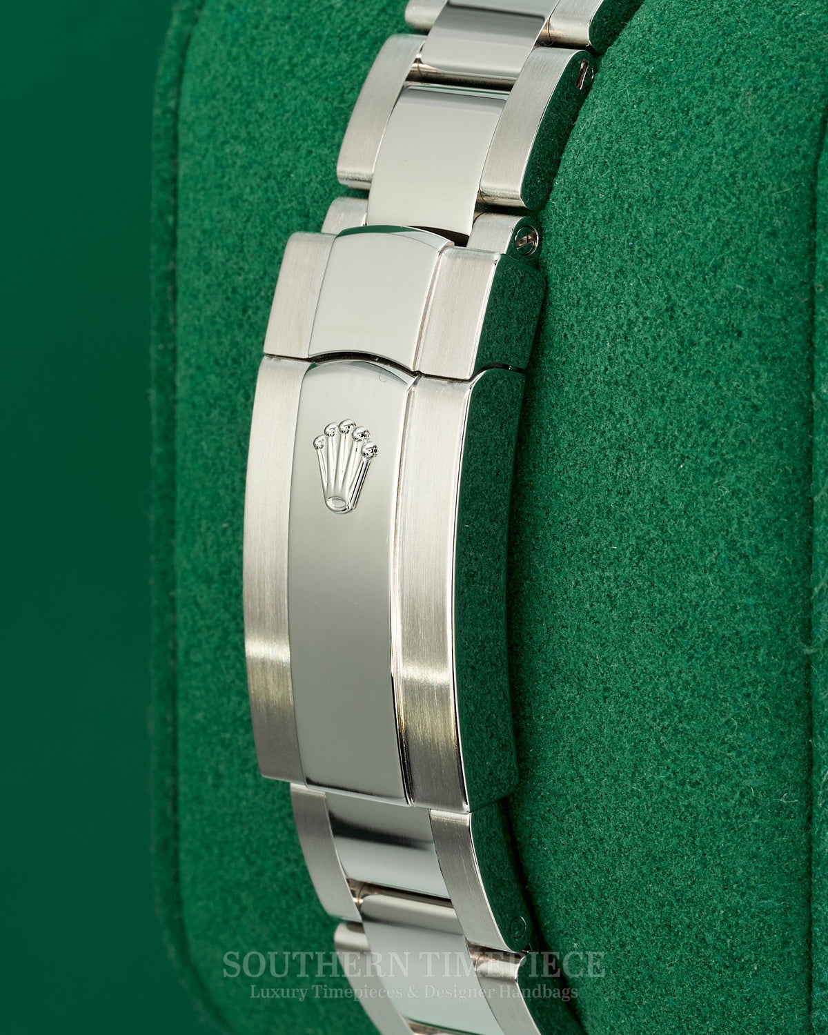 41mm Rolex Datejust with Rhodium Stick Dial in Stainless Steel on Oyster Bracelet (Ref: 126300)(Year: 2020)(Box & Papers)
