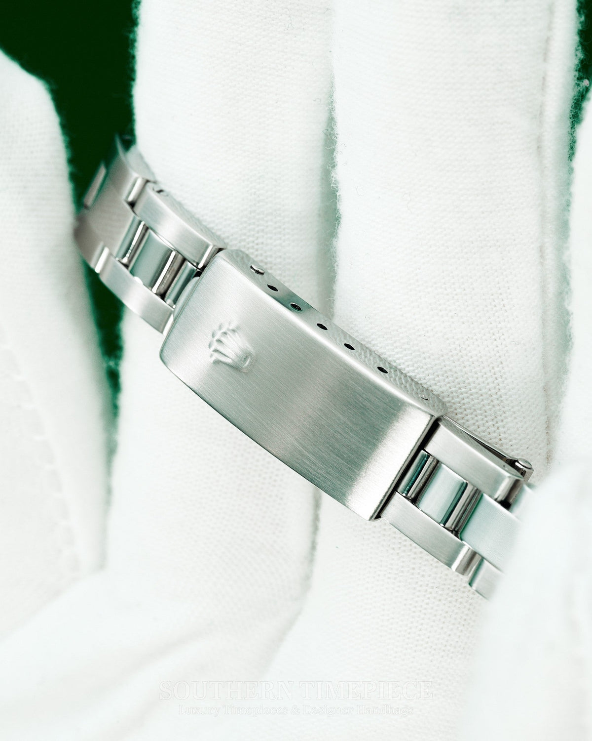 26mm Rolex Datejust with Custom Silver Diamond Dial and Fluted Bezel in Stainless Steel on Oyster (Ref: 6516)(Year: 1970)