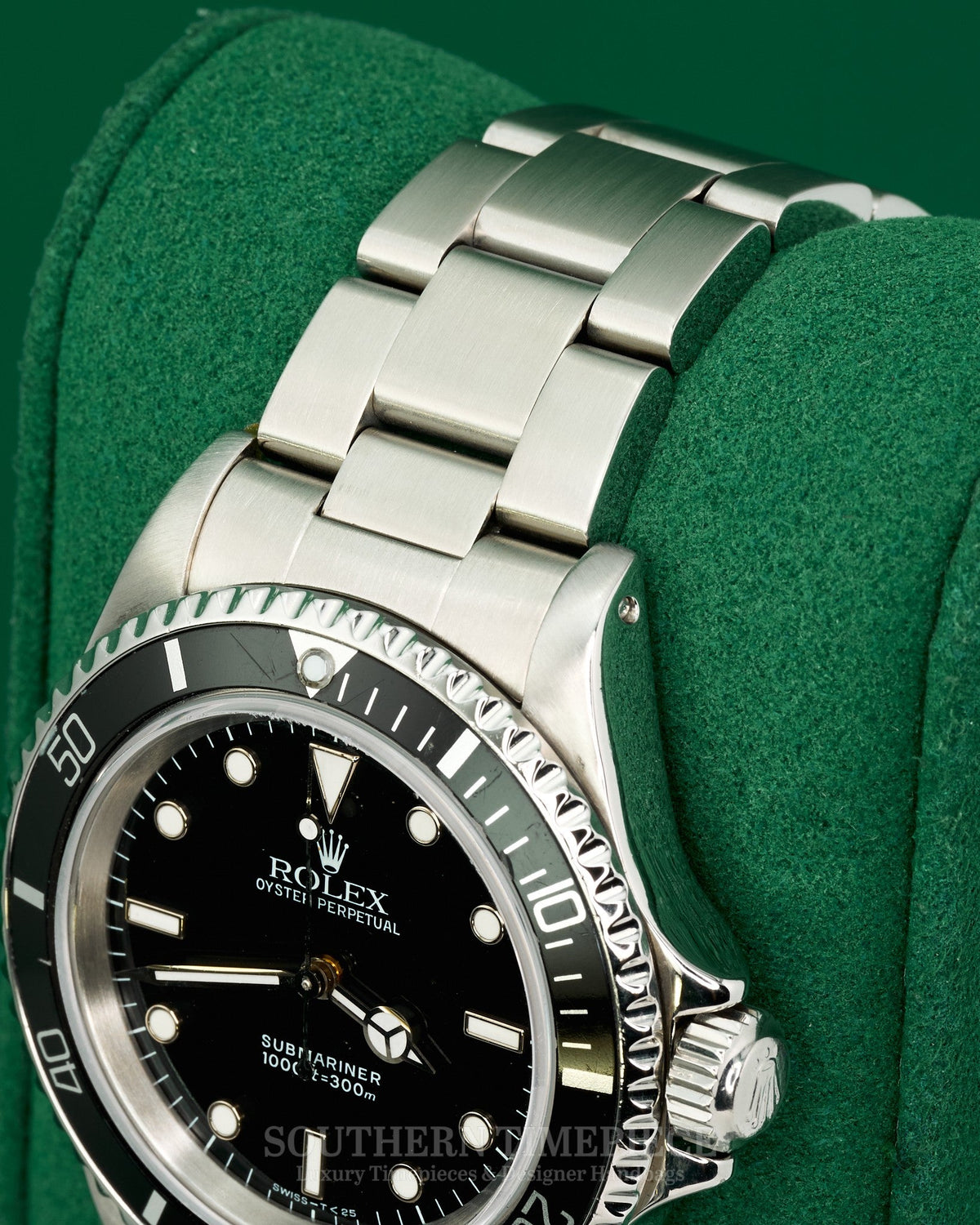 40mm Rolex Submariner No Date with Black Dial and Bezel in Stainless Steel on Oyster (Ref: 14060)(Year: 1991)