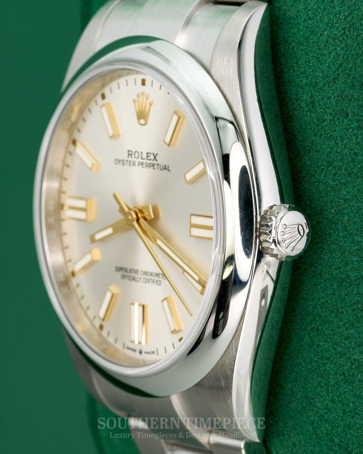 41mm Rolex Oyster Perpetual Silver Stick in Stainless Steel on Oyster (Ref: 124300)(Year: 2020)(Box & Papers)
