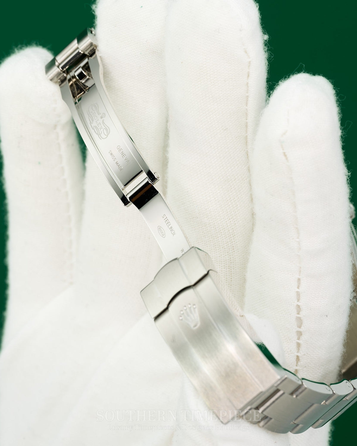 Brand New 2026 28mm Rolex Oyster Perpetual "Pistachio" in Stainless Steel on Oyster (Ref: 276200)(Year: 2026)(Box & Papers)