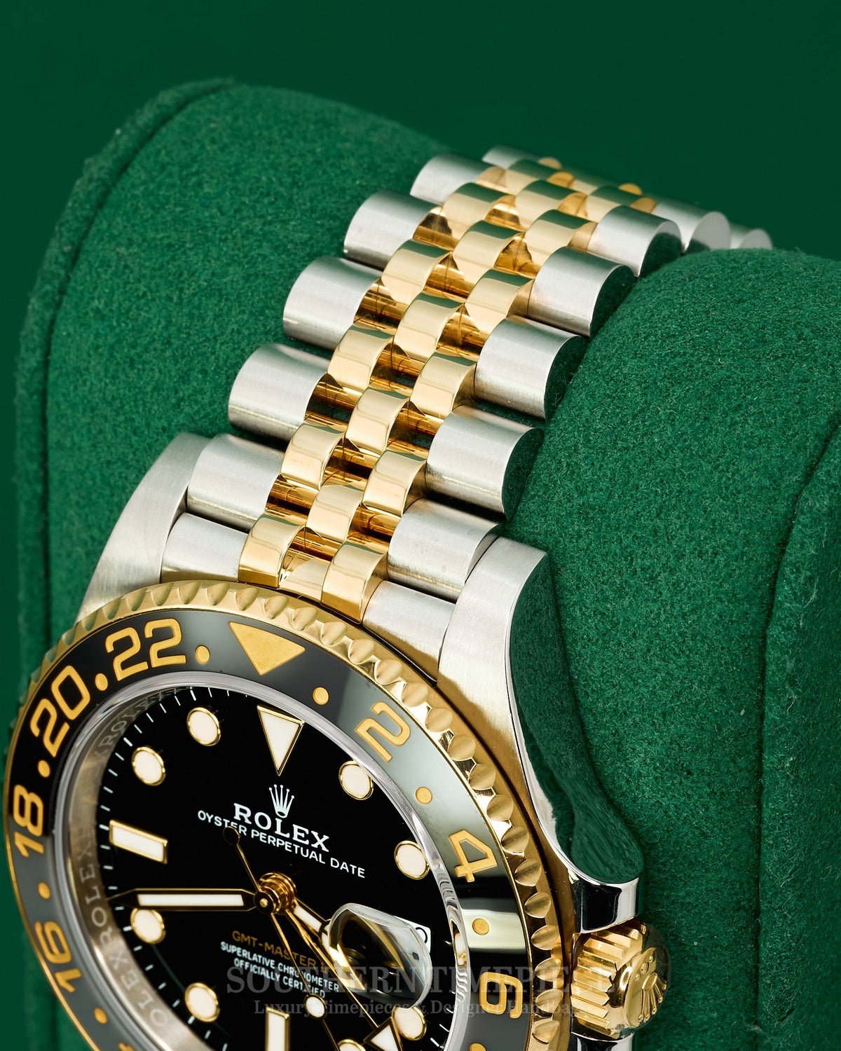 40mm Rolex GMT-Master II "GRNR" in 18kt Yellow Gold and Stainless on Jubilee with a Grey and Black Bezel (Ref: 126713GRNR)(Year: 2025)(Box & Papers)(SKU: 5682542)