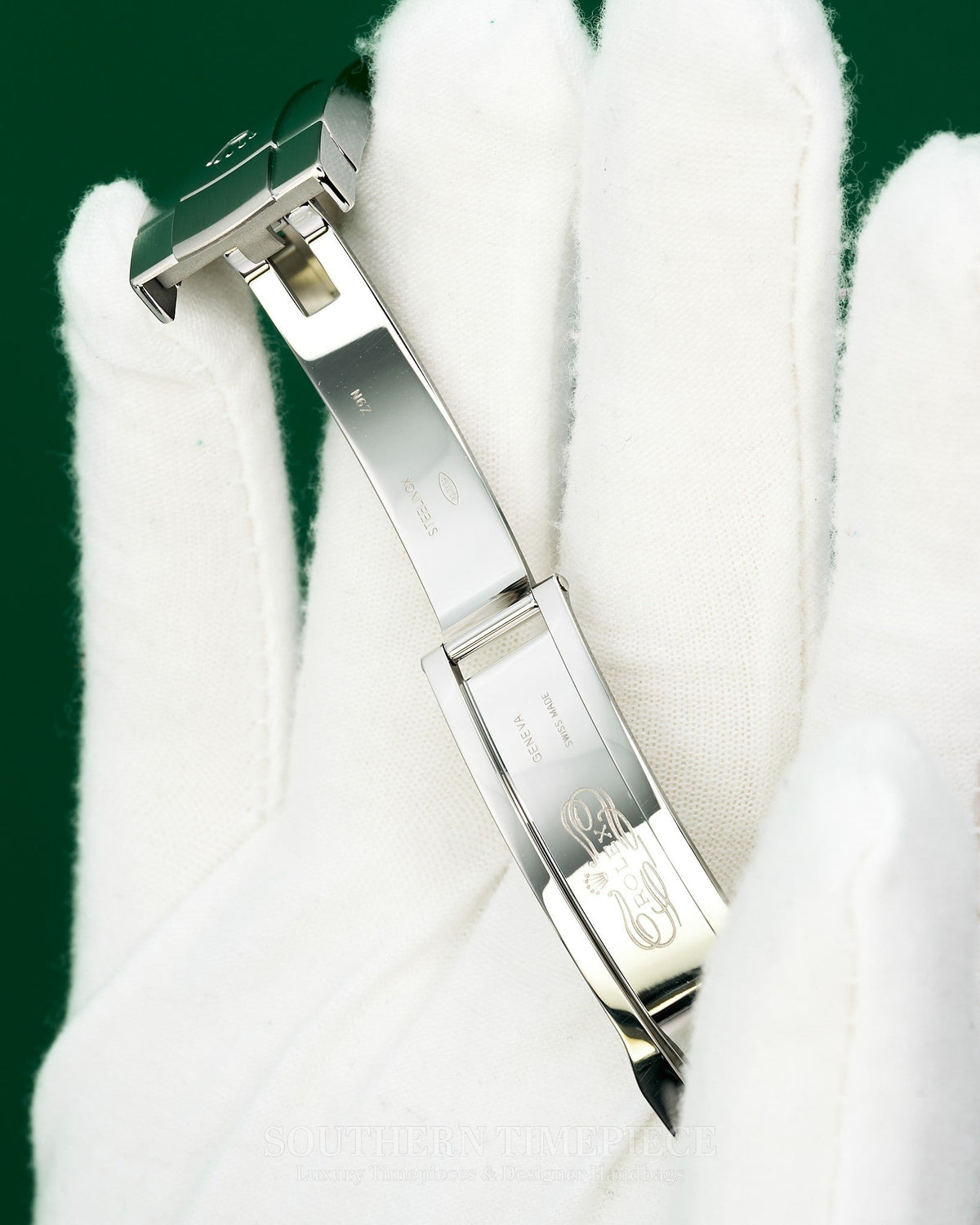 41mm Rolex Oyster Perpetual Silver Stick in Stainless Steel on Oyster (Ref: 124300)(Year: 2020)(Box & Papers)