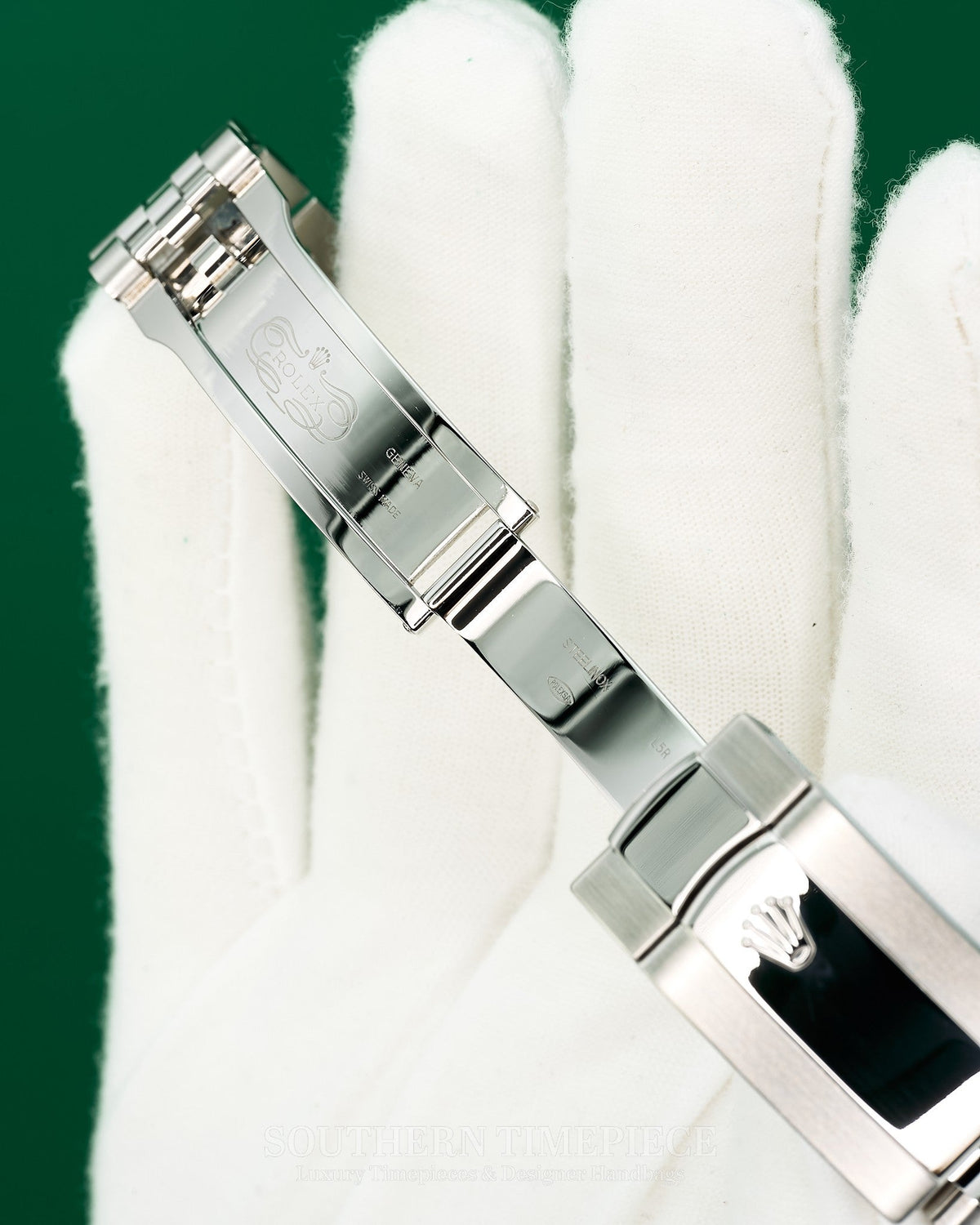 41mm Rolex Datejust with Factory Black Diamond Dial in 18kt White Gold & Oystersteel on Jubilee (Ref: 126334)(Year: 2022)(Box & Papers)