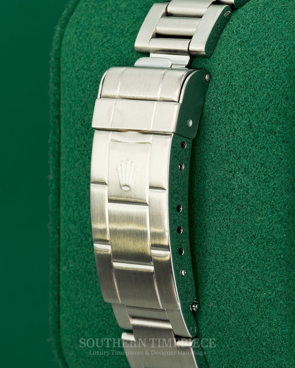 40mm Rolex Submariner No Date with Black Dial and Bezel in Stainless Steel on Oyster (Ref: 14060)(Year: 1991)