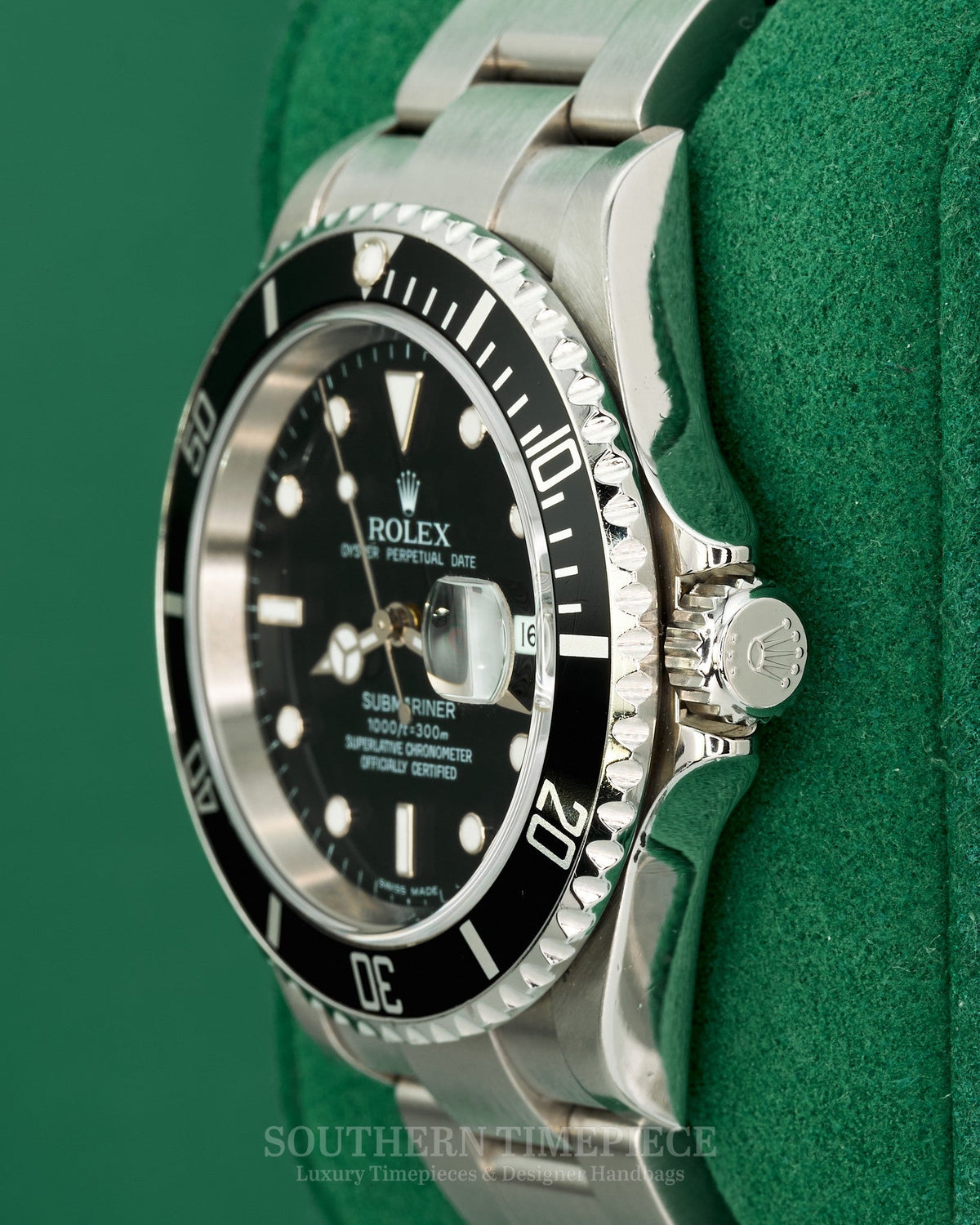 40mm Rolex Submariner Date with Black Dial and Bezel in Stainless Steel on Oyster (Ref: 16610)(Year: 2007)