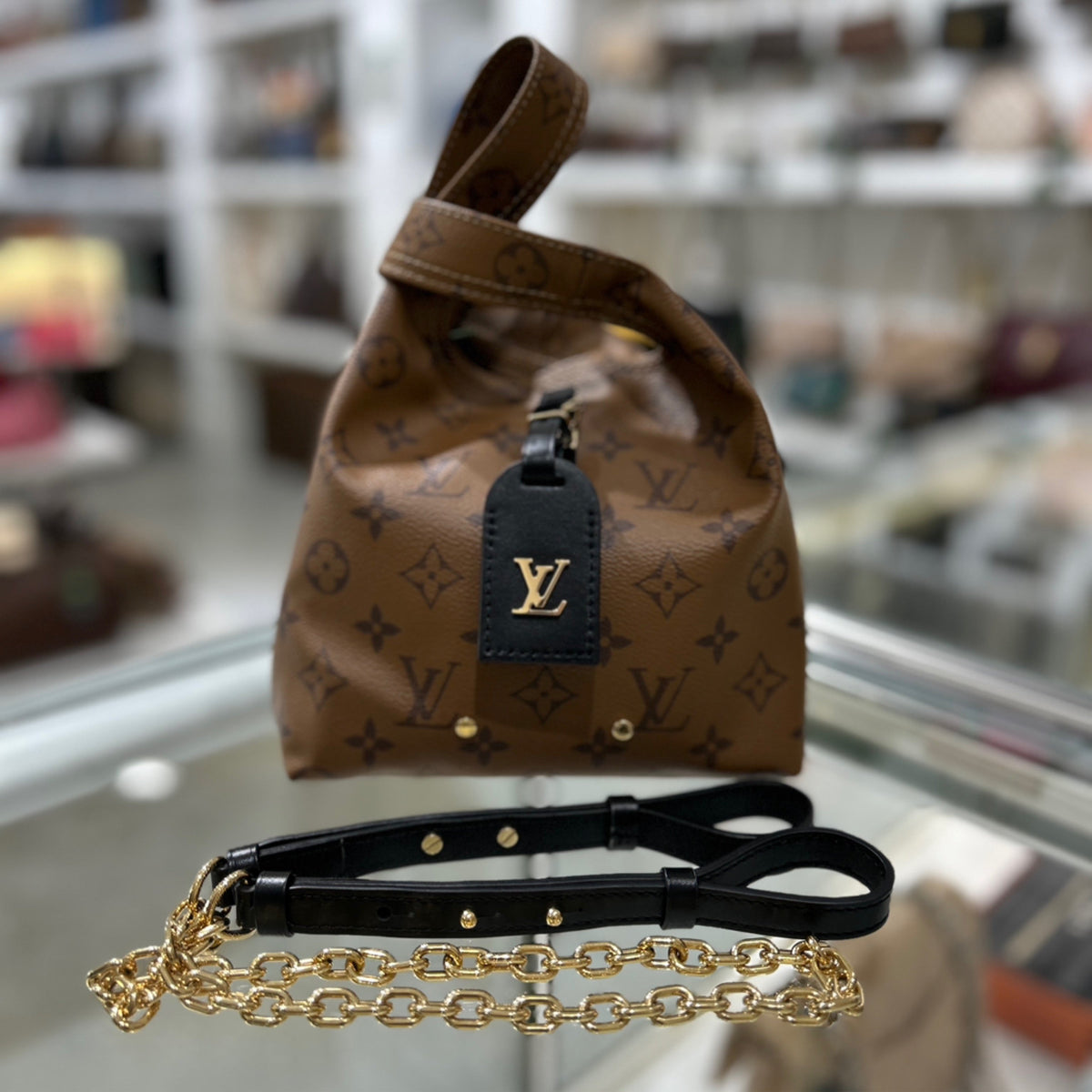 Louis Vuitton Atlantis BB - Reverse Monogram Canvas