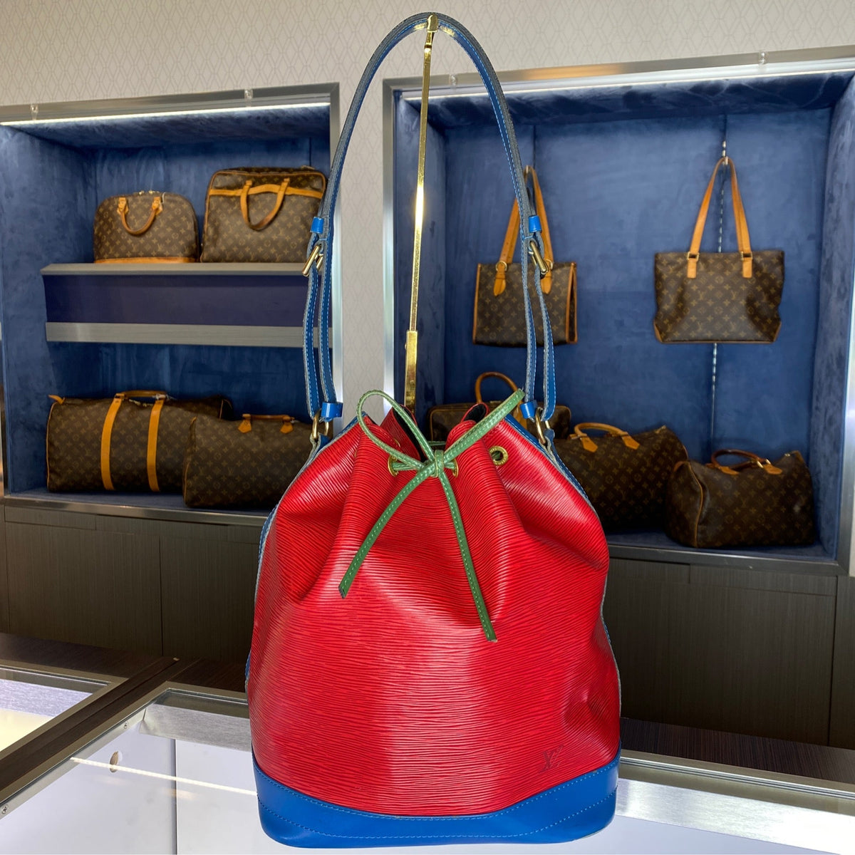 Louis Vuitton Tricolor Noe Bucket Bag- Red Epi Leather