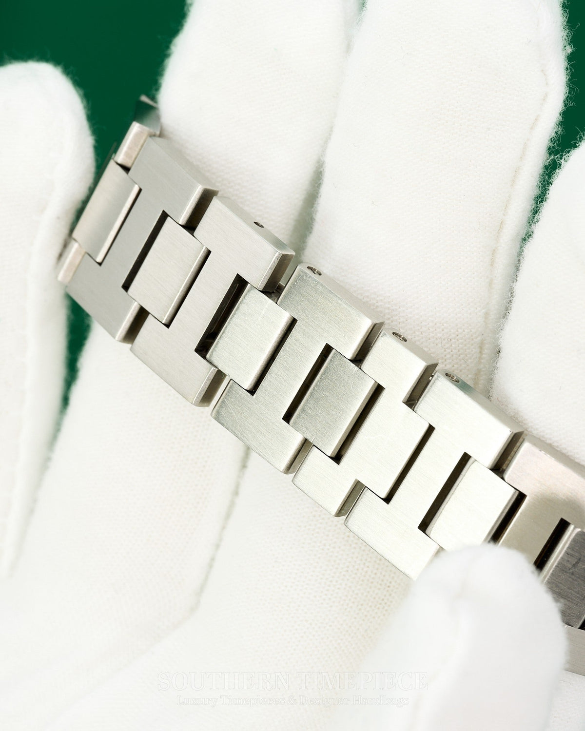 35mm Cartier Pasha Large in Stainless Steel with a White Dial and Custom Diamond Bezel (Ref: W31044M7)