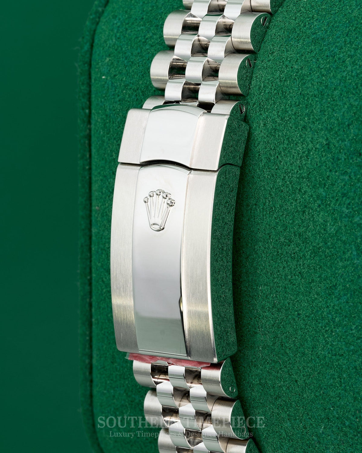 41mm Rolex Datejust in 18kt White Gold & Oystersteel with Factory Blue Diamond Dial on Jubilee (Ref: 126334)(Year: 2018)(Box & Papers)