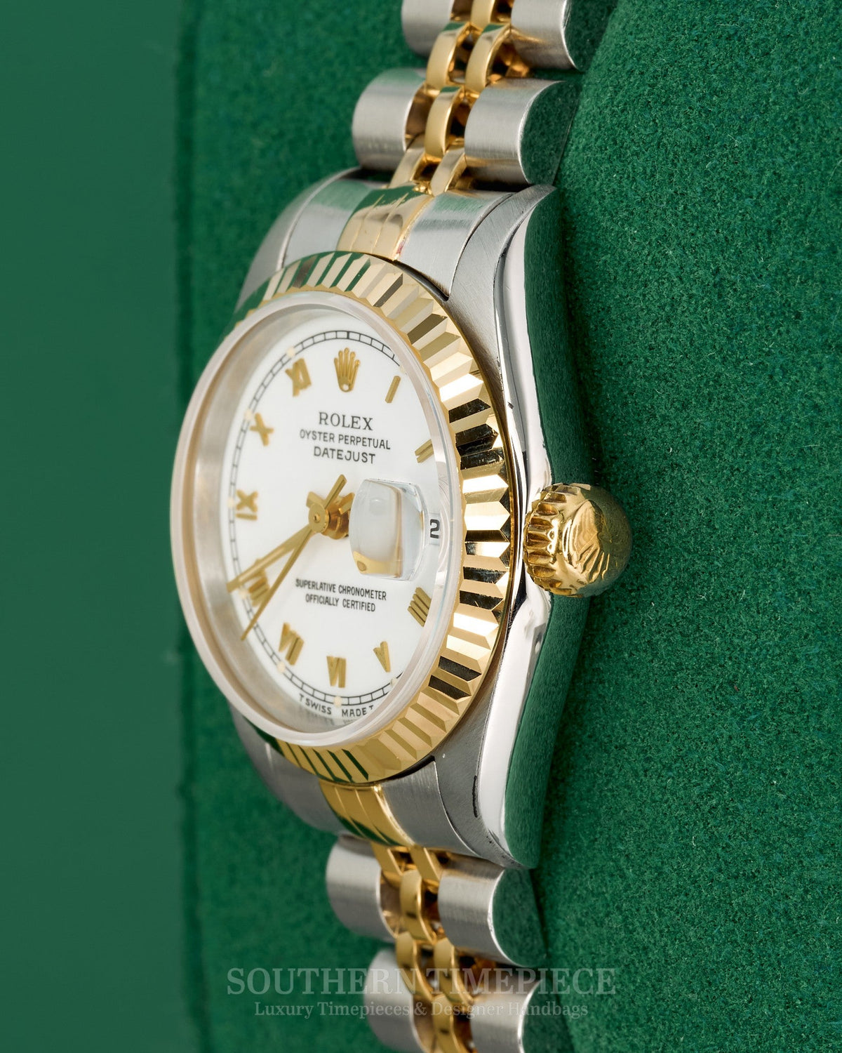26mm Rolex Datejust with White Roman Numeral Dial in 18kt Yellow Gold and Stainless on Jubilee (Ref: 69173)(Year: 1991)