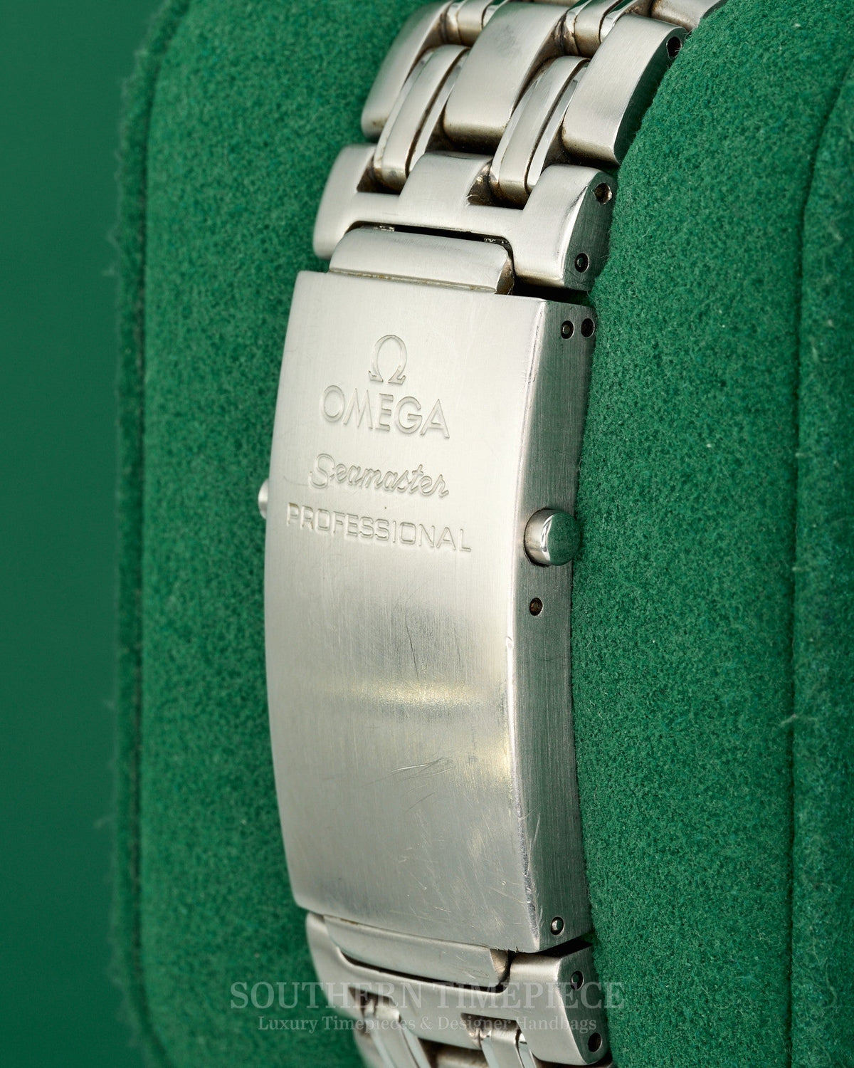 41mm Omega Seamaster James Bond with Blue Dial and Bezel in Stainless Steel (Ref: 2531.80.00)(Year: ~1993-2006)