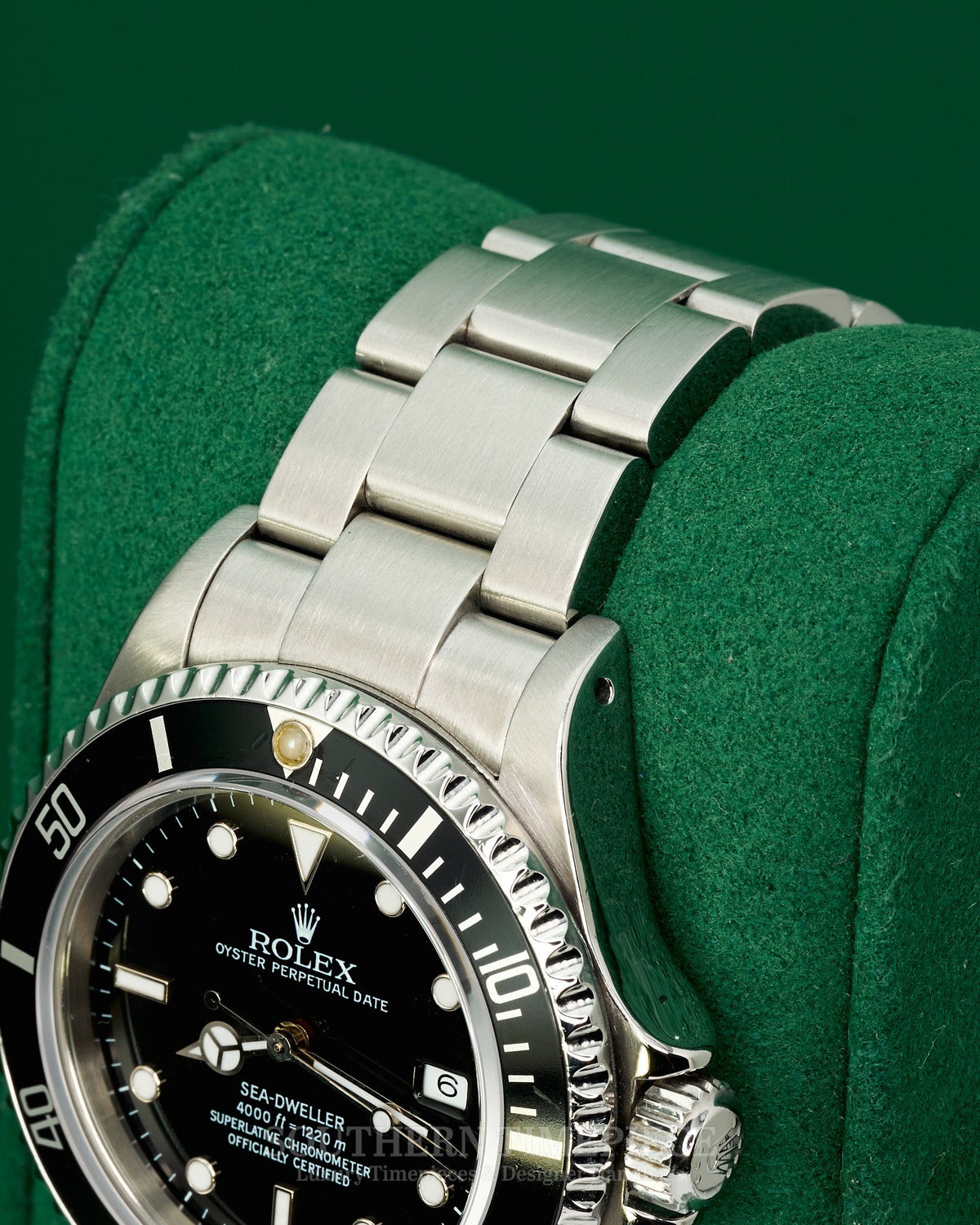 40mm Rolex Sea-Dweller with Black Dial and Bezel in Stainless Steel on Oyster (Ref: 16600)(Year: 1993)
