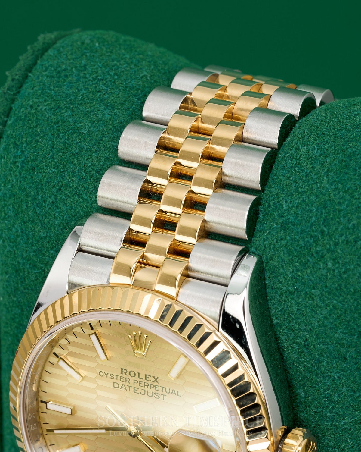 36mm Rolex Datejust with Champagne Motif Fluted Dial in 18kt Yellow Gold and Steel on Jubilee (Ref: 126233)(Year: 2021)(Box & Papers)