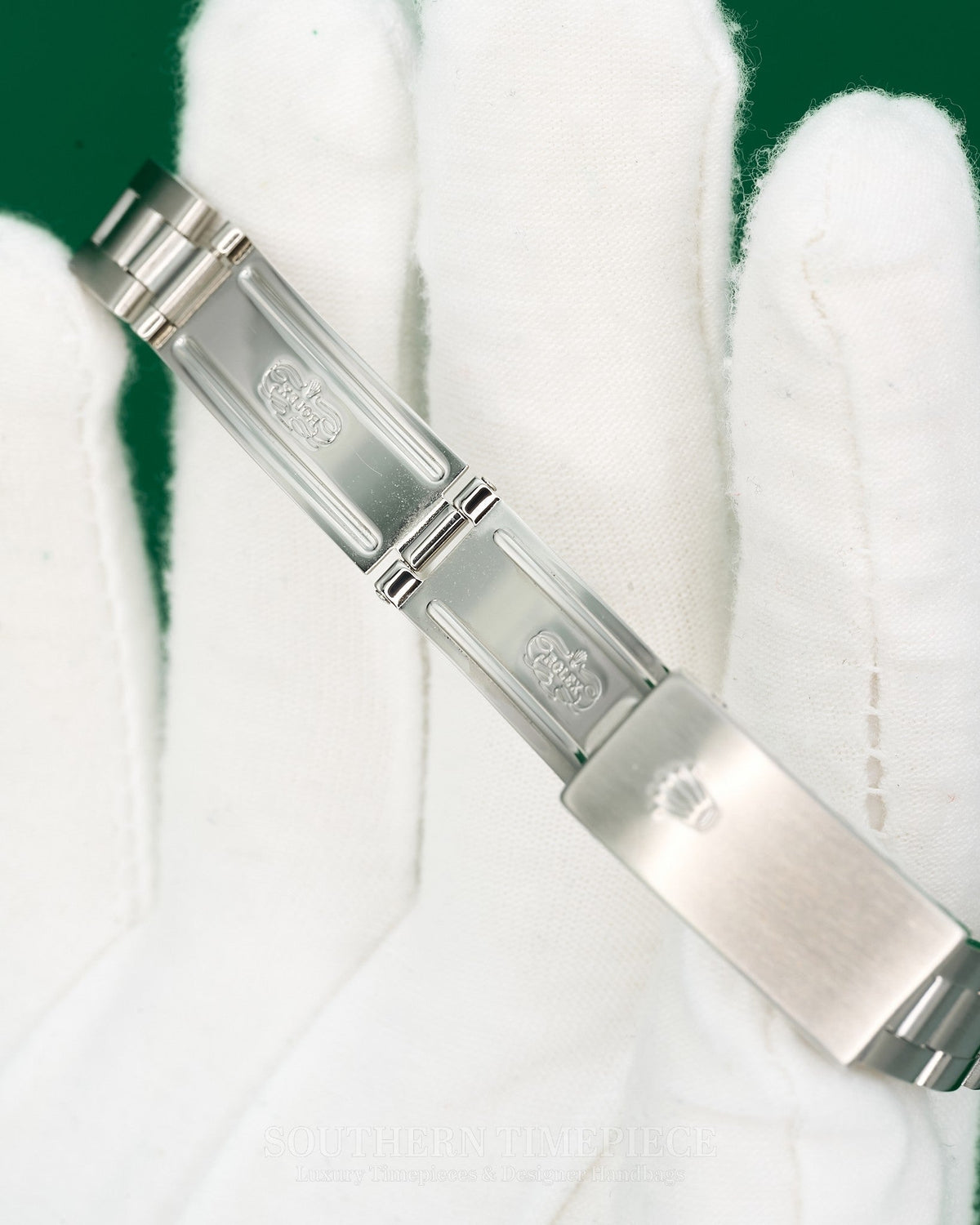 26mm Rolex Datejust with Silver Stick Dial in Stainless Steel on Oyster Bracelet (Ref: 79160)(Year: 2003)