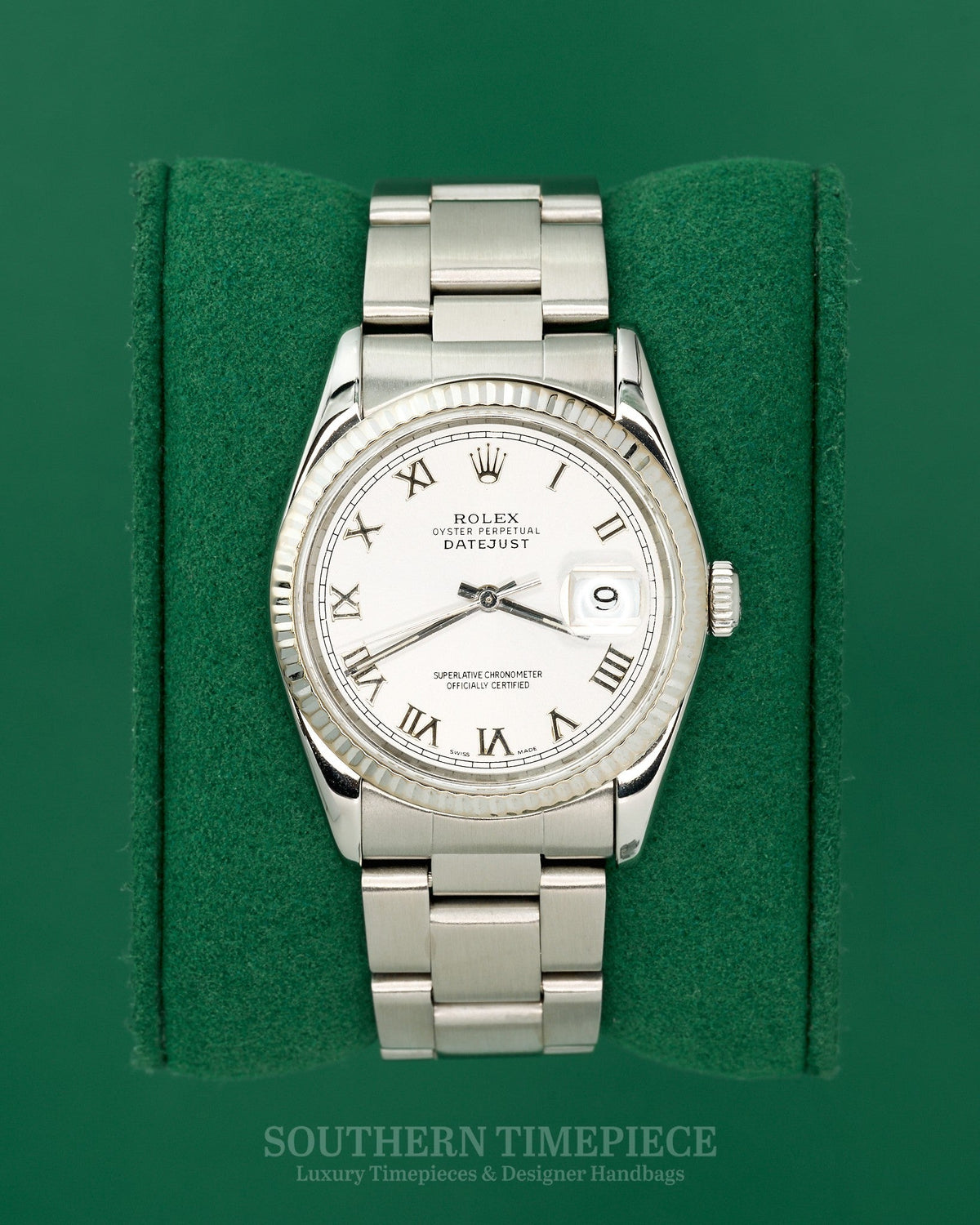 36mm Rolex Datejust with Silver Roman Dial in Stainless Steel on Oyster (Ref: 16220)(Year: 1990)