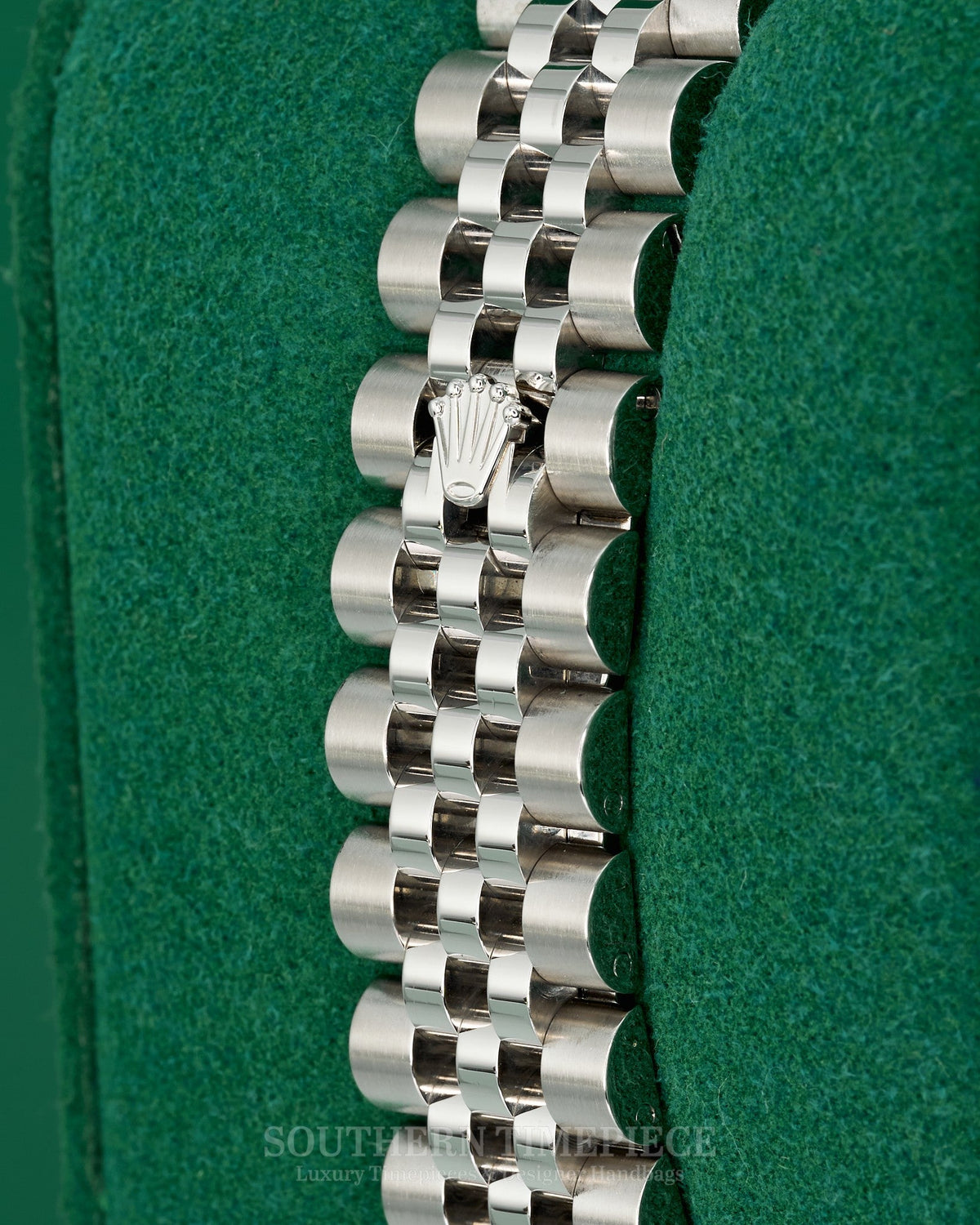 31mm Rolex Datejust with Factory Black Diamond Dial in 18kt White Gold & Oystersteel on Jubilee (Ref: 178274)(Year: 2019)(Box & Papers)