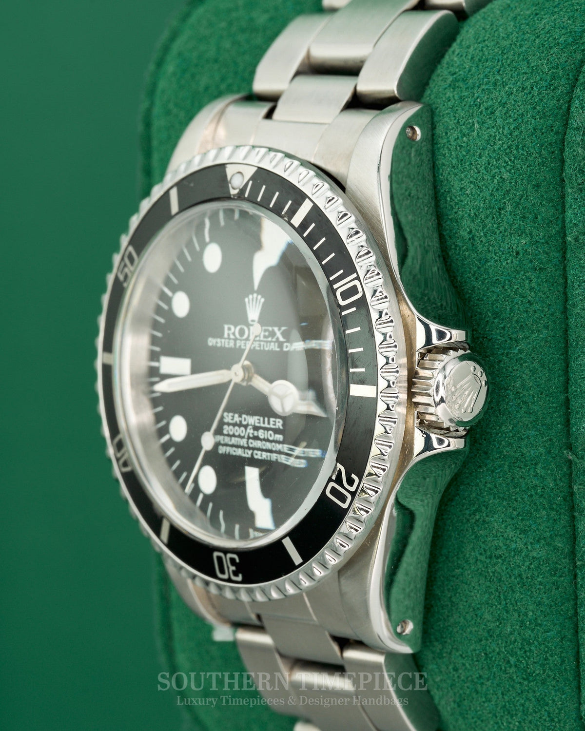 40mm Vintage Rolex Sea-Dweller "Great White" in Stainless Steel on Oyster (Ref: 1665)(Year: 1976)(Watch Only)