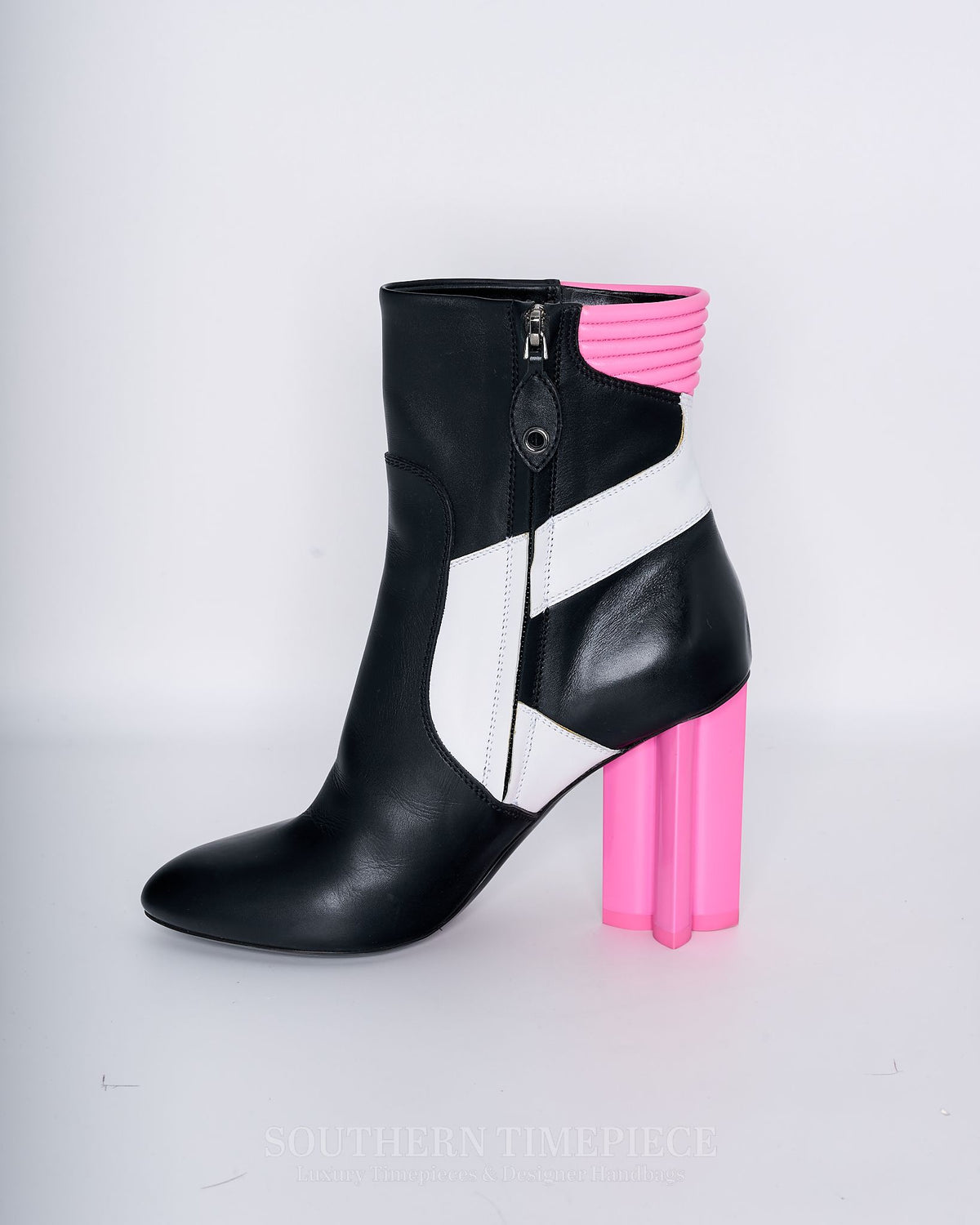 Louis Vuitton Silhouette Ankle Boots Size 38