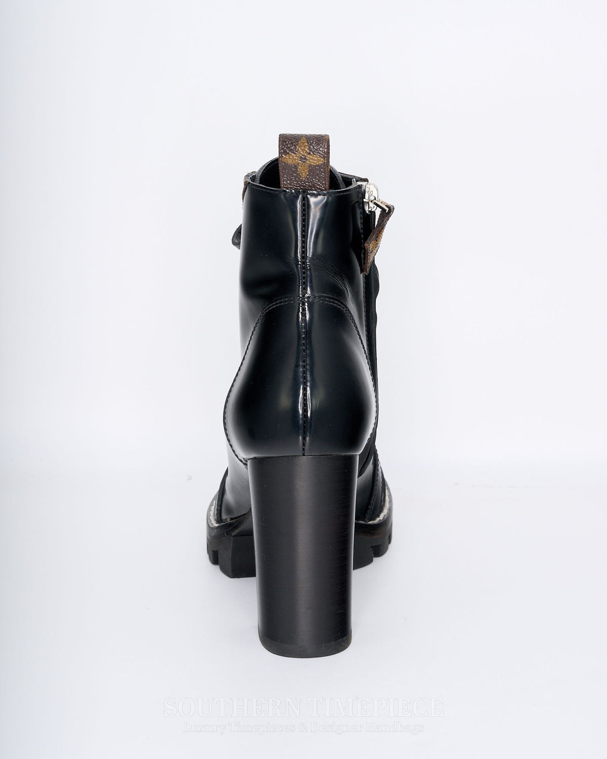 Louis Vuitton Leather Star Trail Ankle Boots Size 37