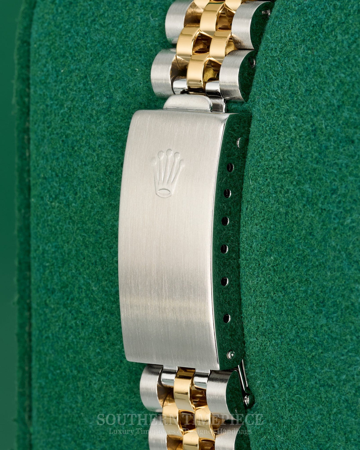 31mm Rolex Datejust with White Roman Buckley Dial in 18kt Yellow Gold and Stainless on Jubilee (Ref: 68273)(Year: 1991)