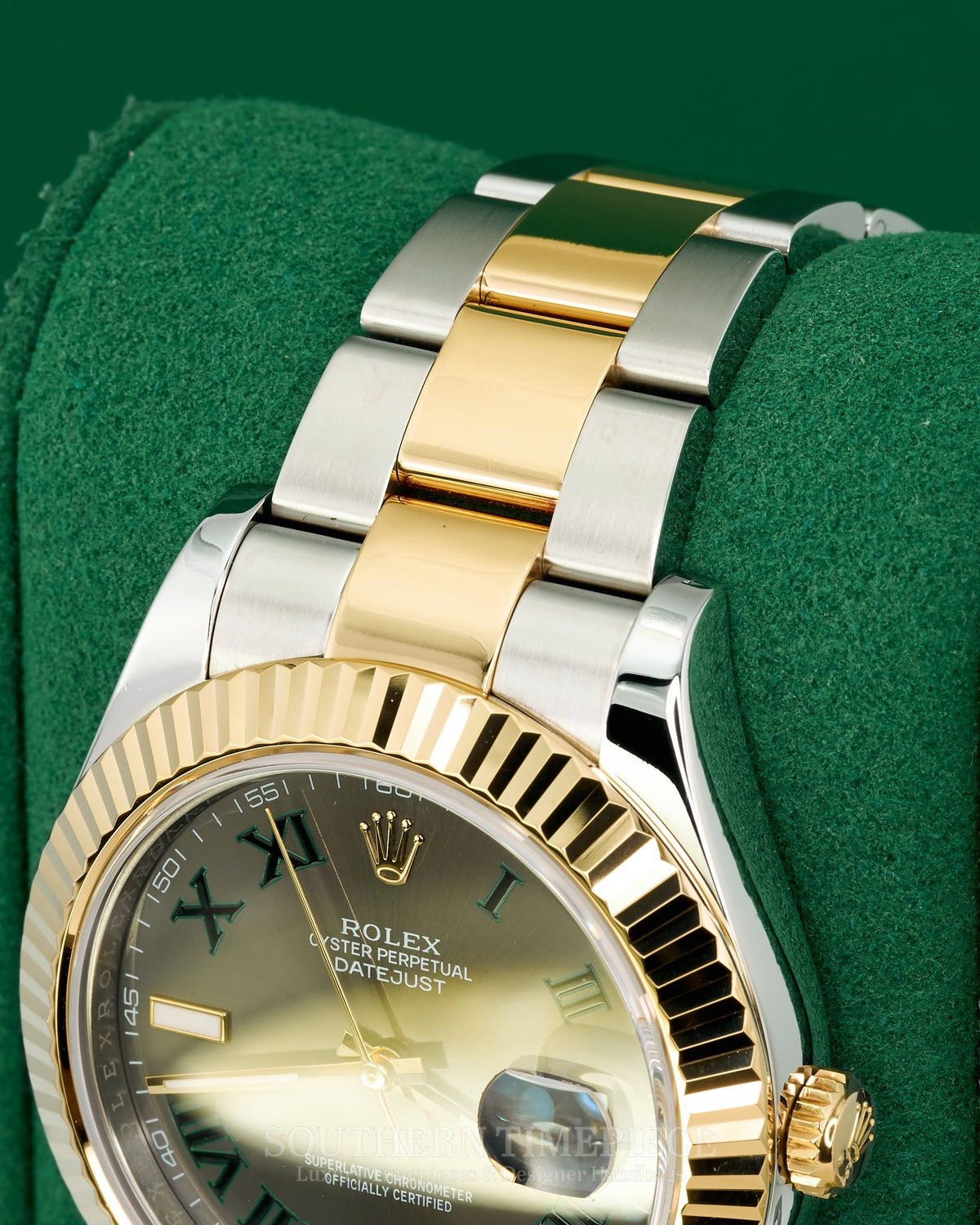 41mm Rolex Datejust "Wimbledon" in 18kt Yellow Gold and Stainless on Oyster (Ref: 116333)(Year: 2016)(Box & Papers)