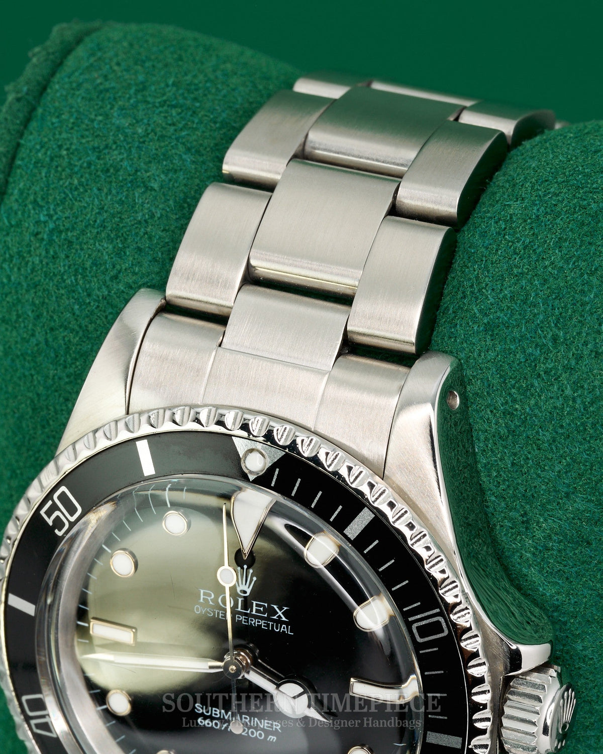 40mm Rare Vintage Rolex Submariner No Date with Black Dial and Bezel in Stainless Steel on Oyster (Ref: 5512)(Year: 1978)