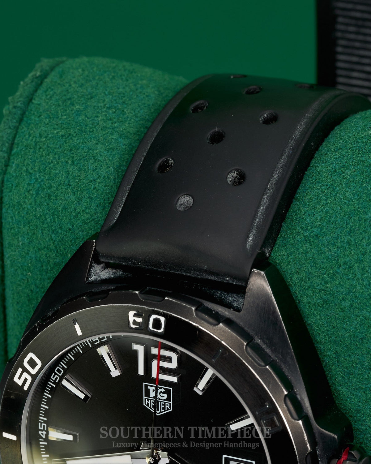41mm Tag Heuer Formula 1 Calibre 5 in Stainless Steel with PVD Coat on Rubber (Ref: WAZ2115)(Year: ~2015-2020)