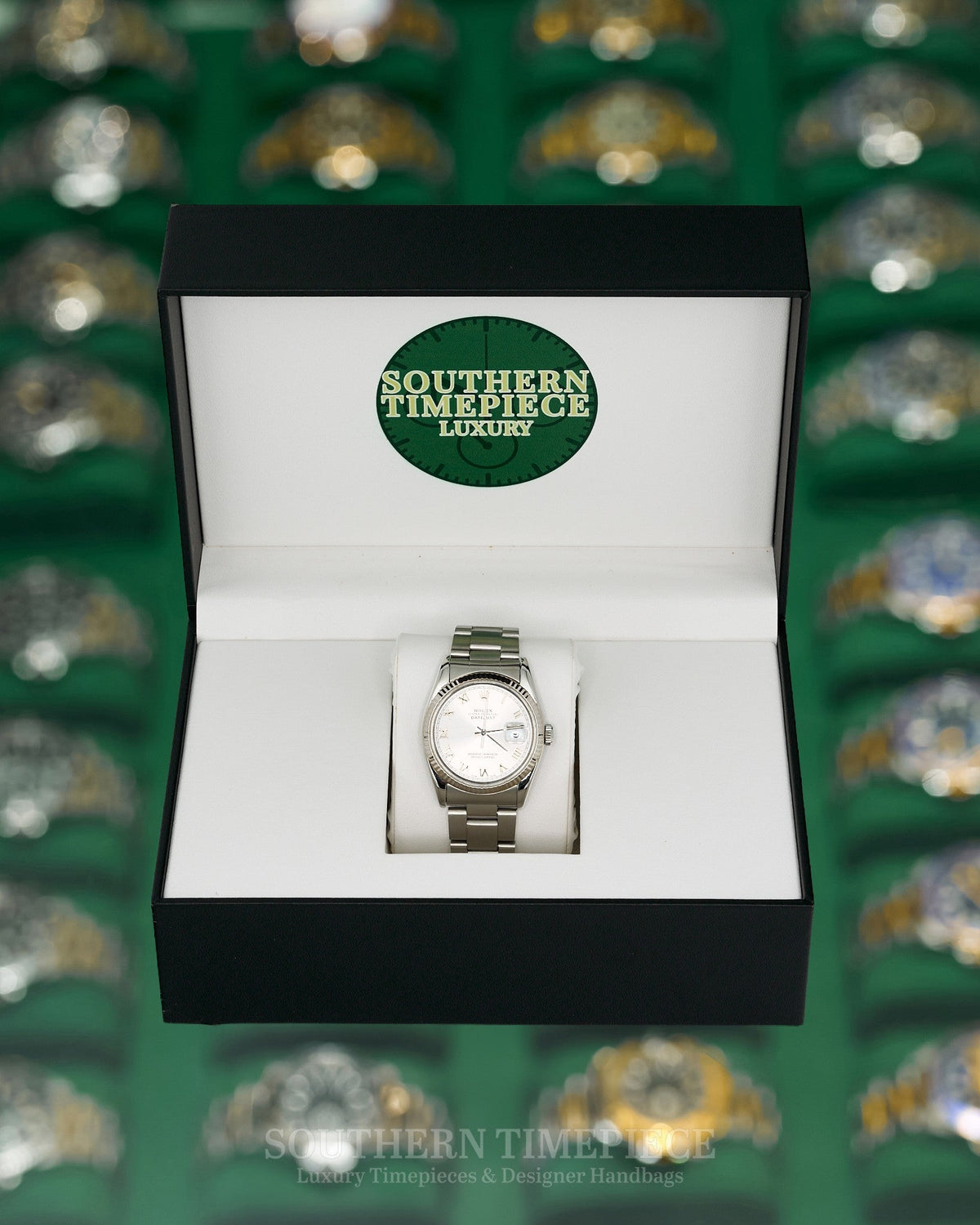 36mm Rolex Datejust with Silver Roman Dial in Stainless Steel on Oyster (Ref: 16220)(Year: 1990)