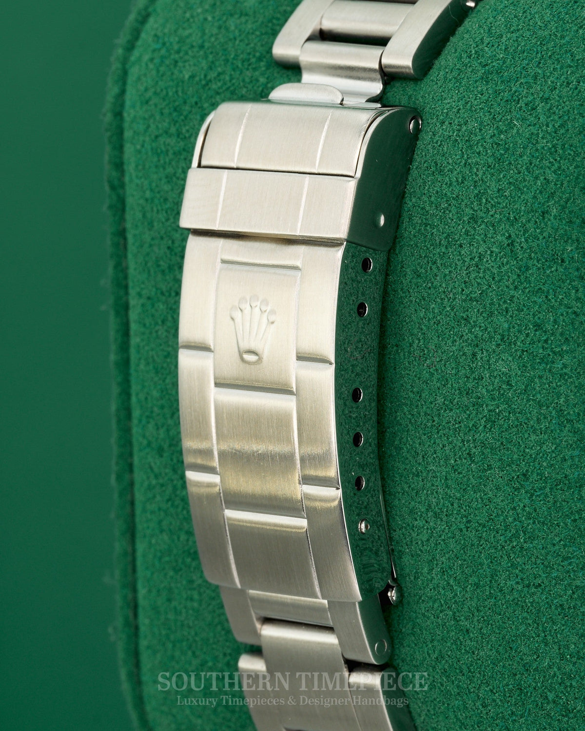 40mm Vintage Rolex Sea-Dweller "Great White" in Stainless Steel on Oyster (Ref: 1665)(Year: 1976)(Watch Only)
