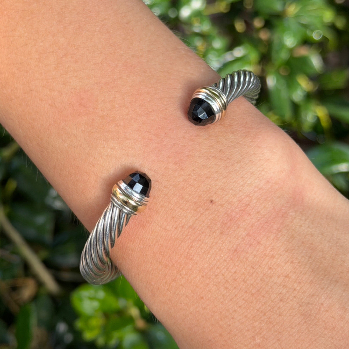 David Yurman 7mm Cable Classic Collection Bracelet - Black Onyx with Sterling Silver & 14kt Yellow Gold