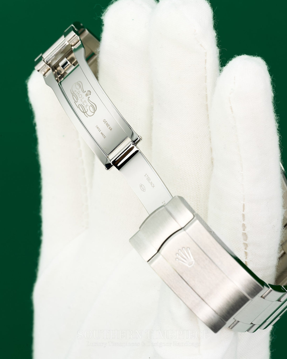 41mm Rolex Oyster Perpetual Silver Stick in Stainless Steel on Oyster (Ref: 124300)(Year: 2020)(Box & Papers) (6823367)