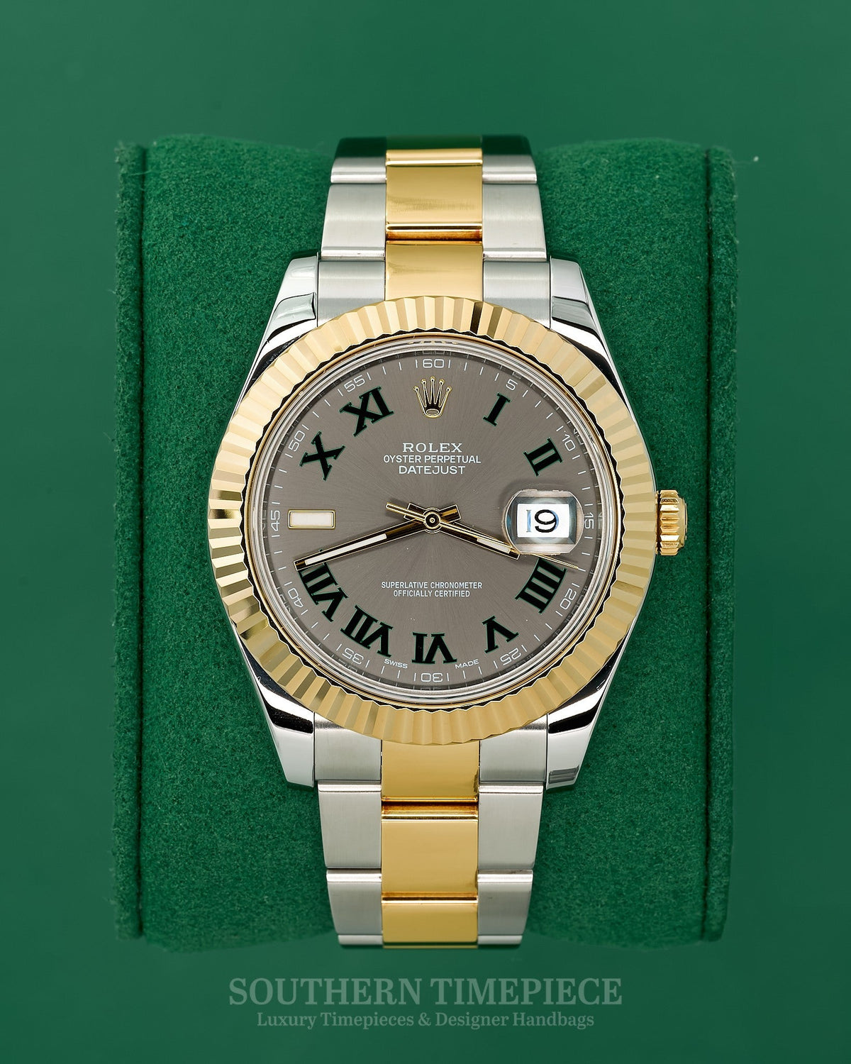 41mm Rolex Datejust "Wimbledon" in 18kt Yellow Gold and Stainless on Oyster (Ref: 116333)(Year: 2016)(Box & Papers)