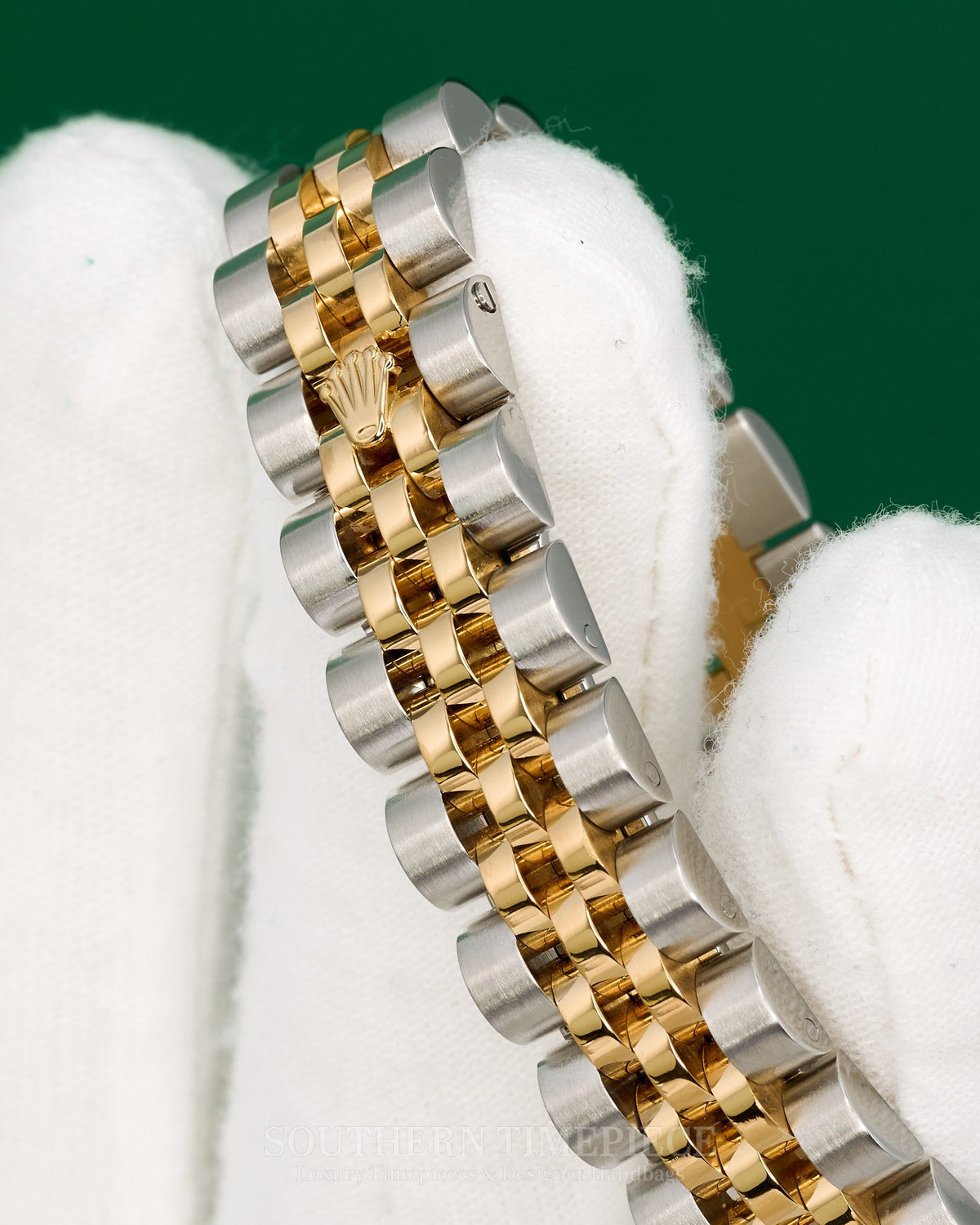 26mm Rolex Datejust with Silver Roman Numeral Dial in 18kt Yellow Gold and Stainless on Jubilee (Ref: 179173)(Year: 2011)