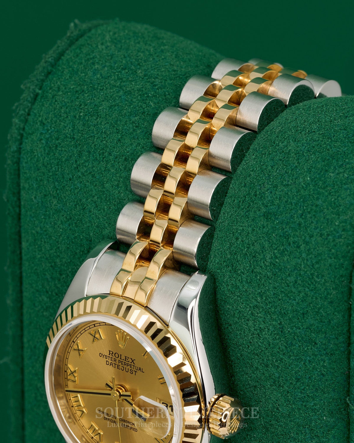 26mm Rolex Datejust with Champagne Roman Dial in 18kt Yellow Gold and Stainless on Jubilee (Ref: 179173)(Year: 2008)