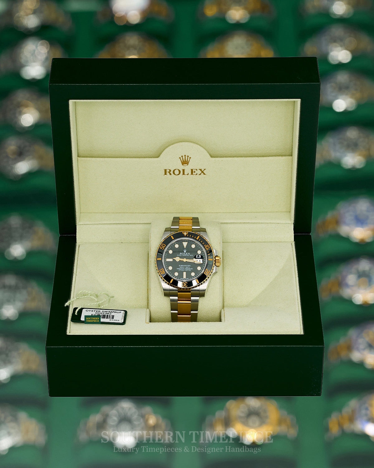 40mm Rolex Submariner in 18kt Yellow Gold and Stainless with Black Dial and Bezel (Ref: 116613LN)(Year: 2010)(Box & Appraisal)
