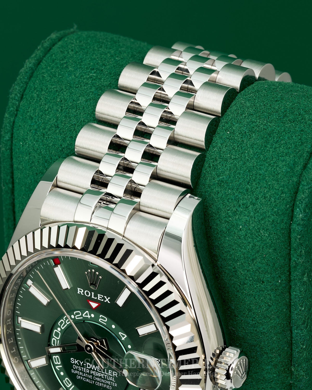 Brand New 2026 42mm Rolex Sky-Dweller Mint Green in 18kt White Gold & Oystersteel on Jubilee (Ref: 336934)(Year: 2026)(Box & Papers)