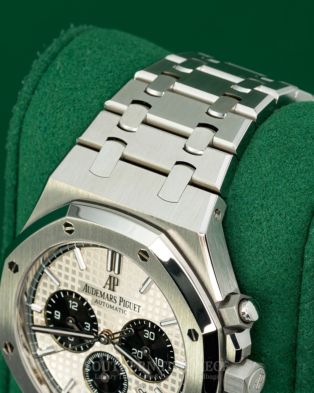 41mm MINT Audemars Piguet Royal Oak "Panda" in Stainless Steel with White Dial (Ref: 26331ST)(Year: 2021)(Box & Papers)