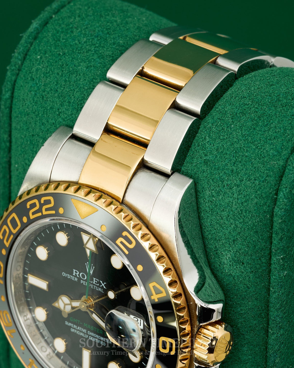 40mm Rolex GMT-Master II Black/Black in 18kt Yellow Gold and Stainless on Oyster (Ref: 116713LN)(Year: 2009)(Box & Papers)