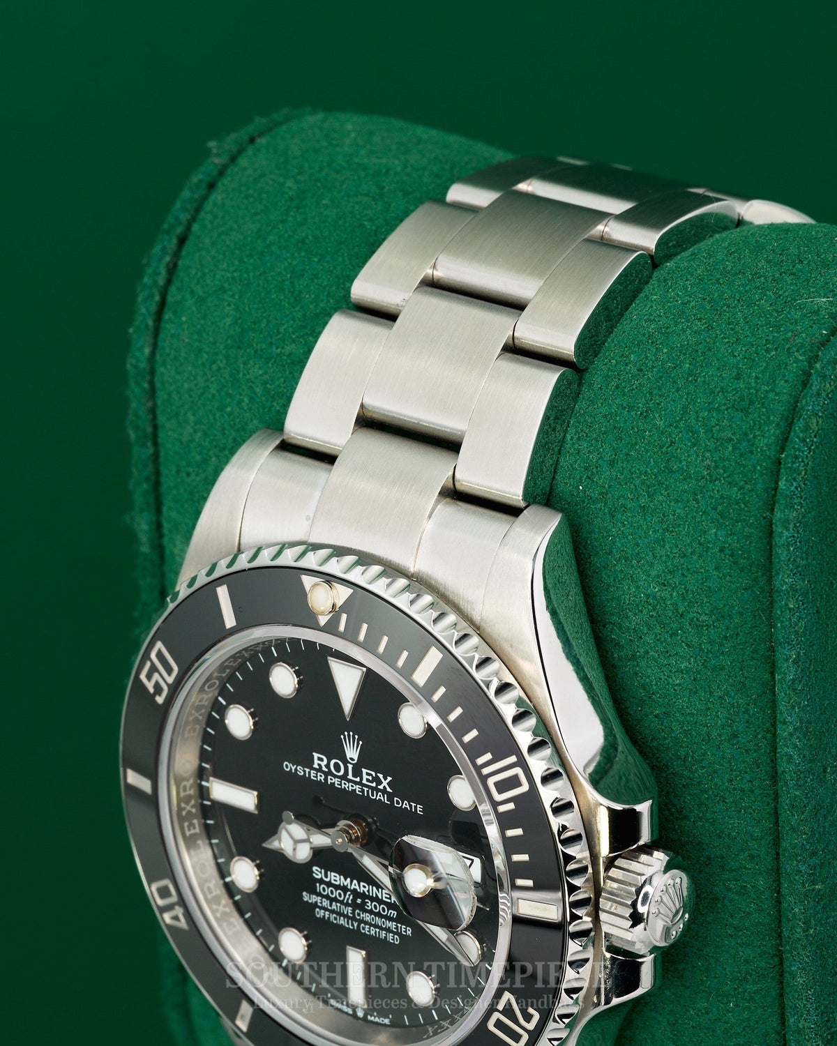 41mm Rolex Submariner Date with Black Dial and Bezel in Stainless Steel on Oyster (Ref: 126610LN)(Year: 2020)