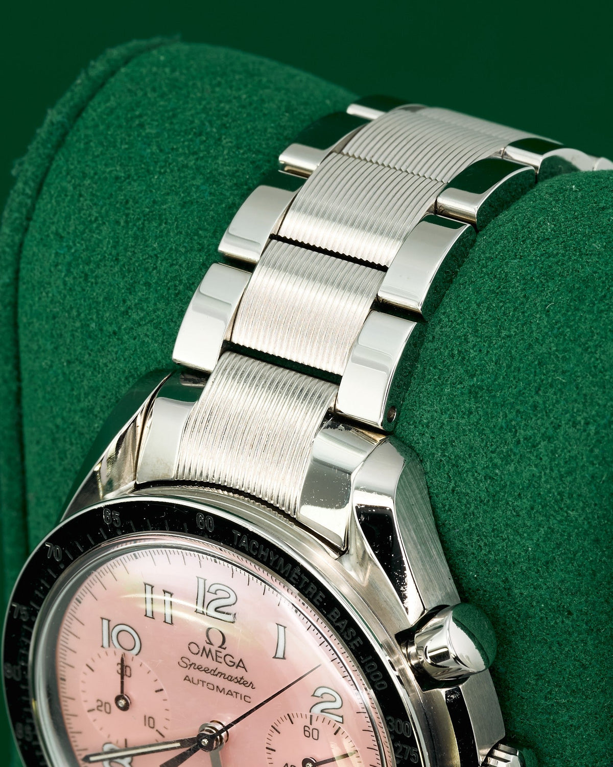 39mm Omega Speedmaster Japan Limited Edition with Pink Mother of Pearl Dial in Stainless (Ref: 3502.78.00)(Year: 2000-2010)