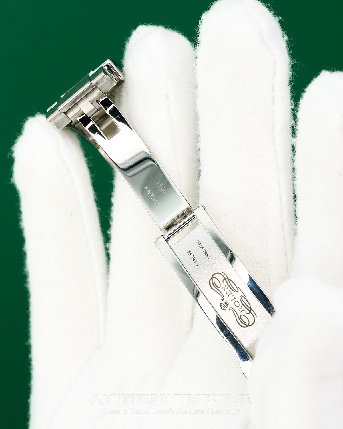 40mm Rolex Submariner "Hulk" in Stainless Steel (Ref: 116610LV)(Year: 2011)(Box & Papers)
