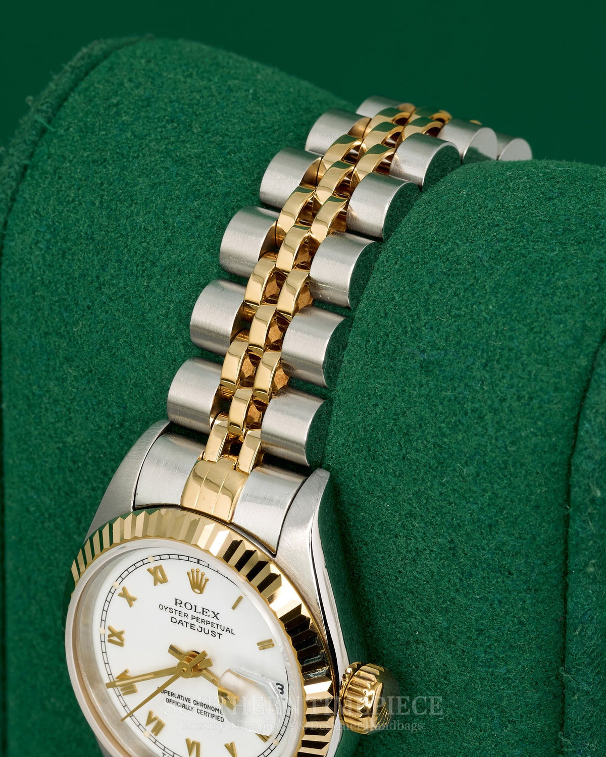 26mm Rolex Datejust with White Roman Numeral Dial in 18kt Yellow Gold and Stainless on Jubilee (Ref: 69173)(Year: 1991)