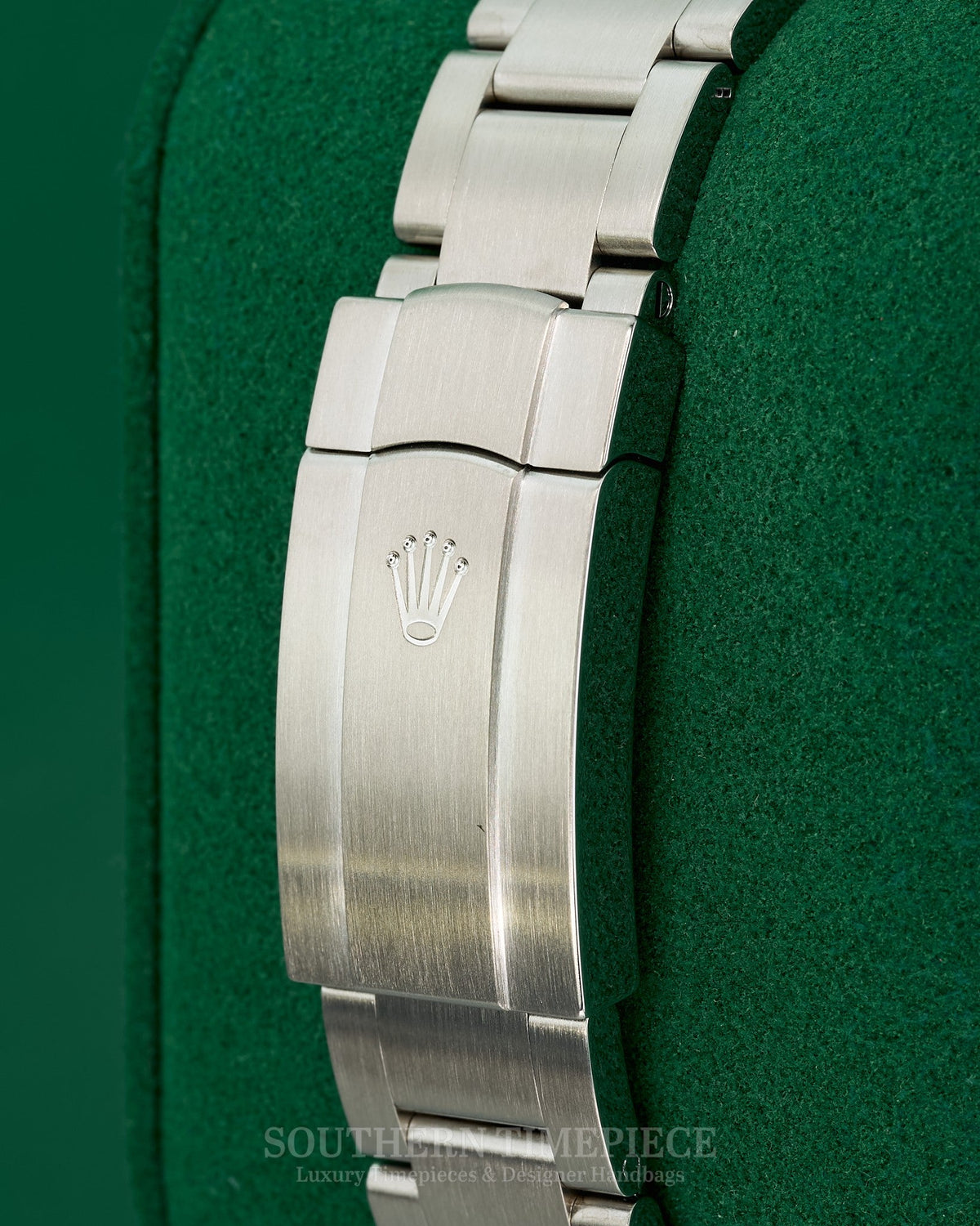 41mm Rolex Oyster Perpetual Silver Stick in Stainless Steel on Oyster (Ref: 124300)(Year: 2020)(Box & Papers)