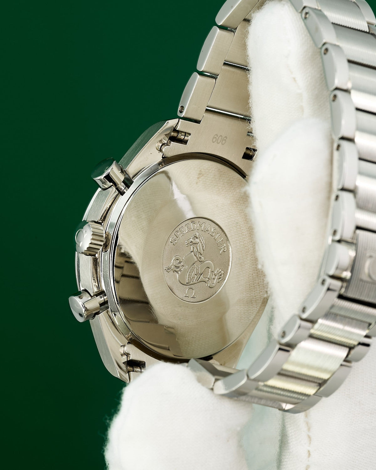 39mm Omega Speedmaster Japan Limited Edition with Pink Mother of Pearl Dial in Stainless (Ref: 3502.78.00)(Year: 2000-2010)